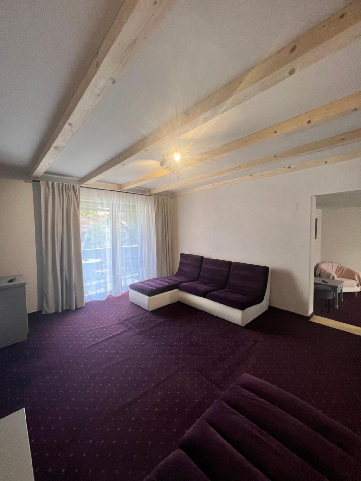 Garden Retreat (Adults Only) Ξενοδοχείο Μπραν Εξωτερικό φωτογραφία