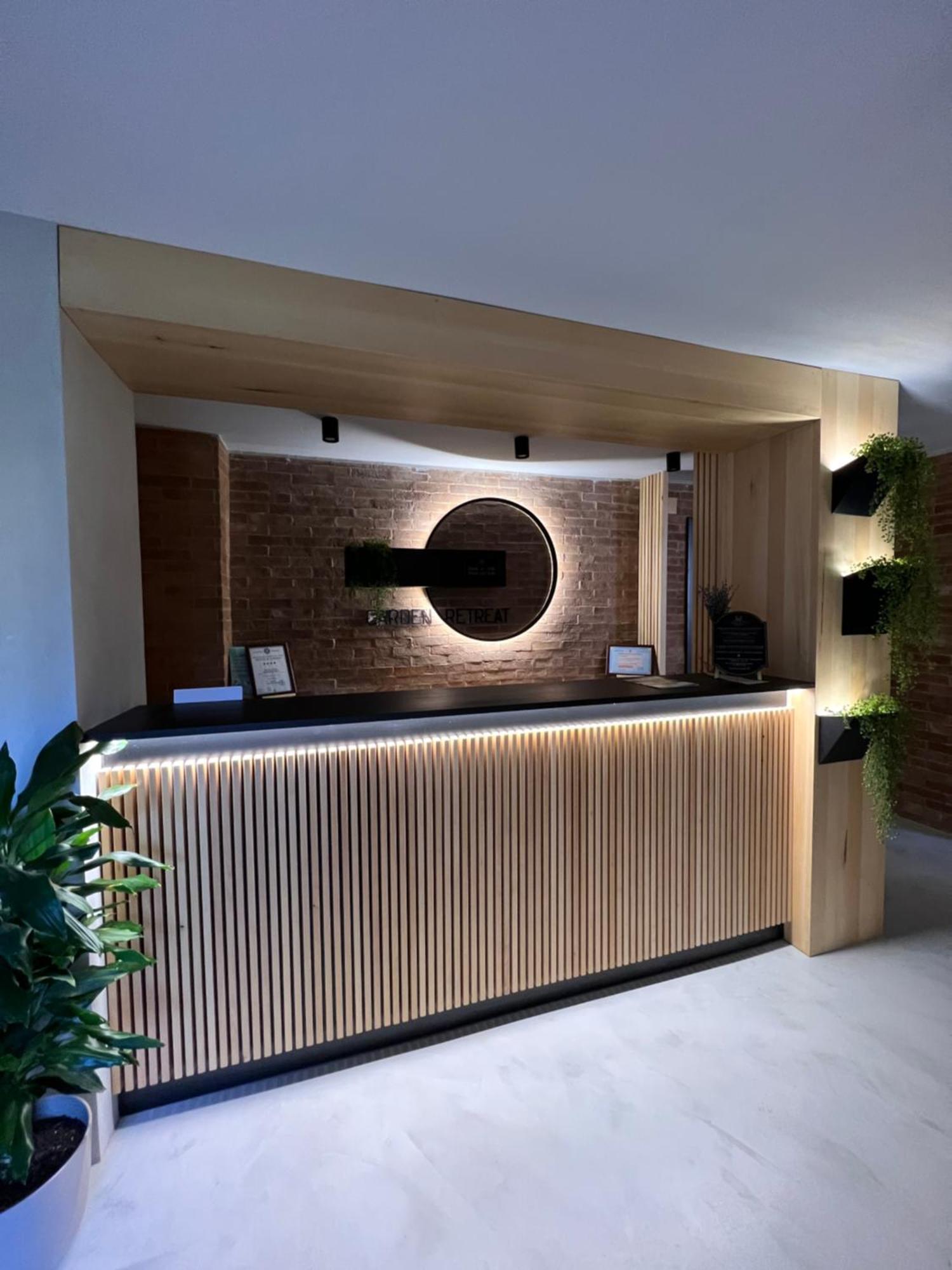 Garden Retreat (Adults Only) Ξενοδοχείο Μπραν Εξωτερικό φωτογραφία